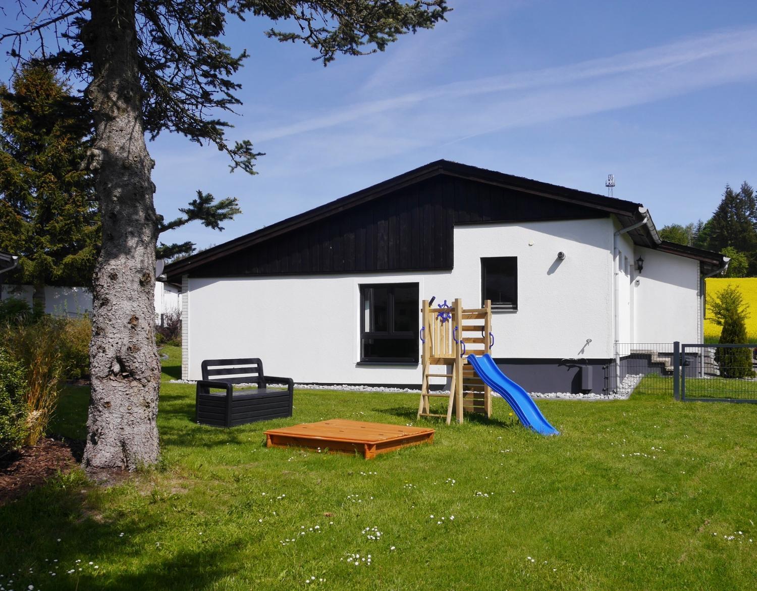 Ferienhaus Diemelquelle - Mit Eingezaeuntem Garten Willingen  Exteriör bild