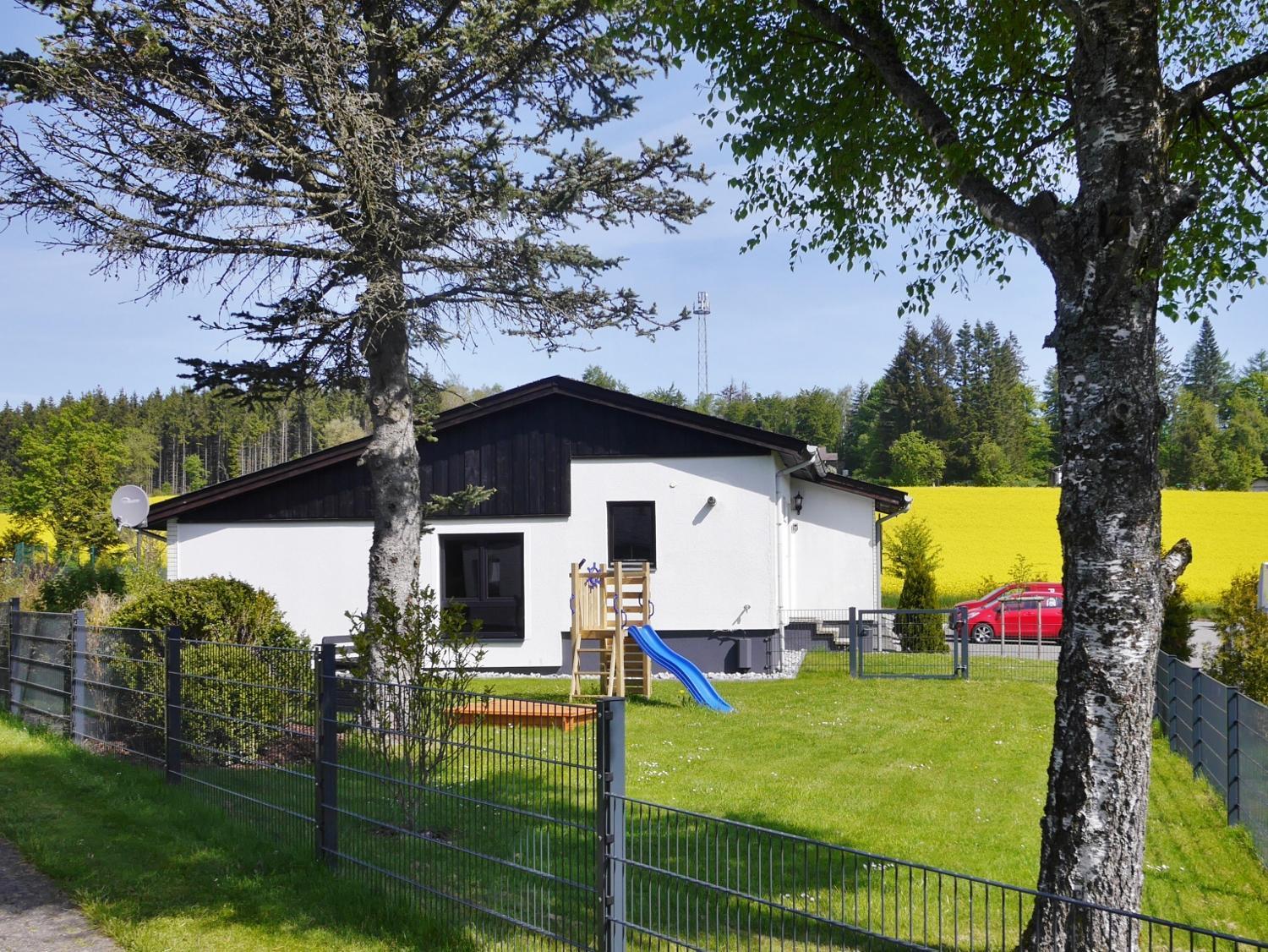 Ferienhaus Diemelquelle - Mit Eingezaeuntem Garten Willingen  Exteriör bild